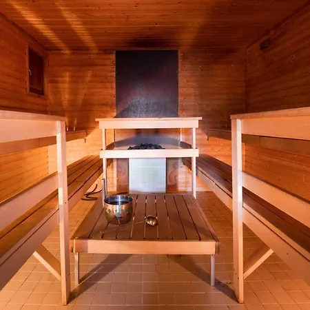 Hotel Lapland Kilpis 2*